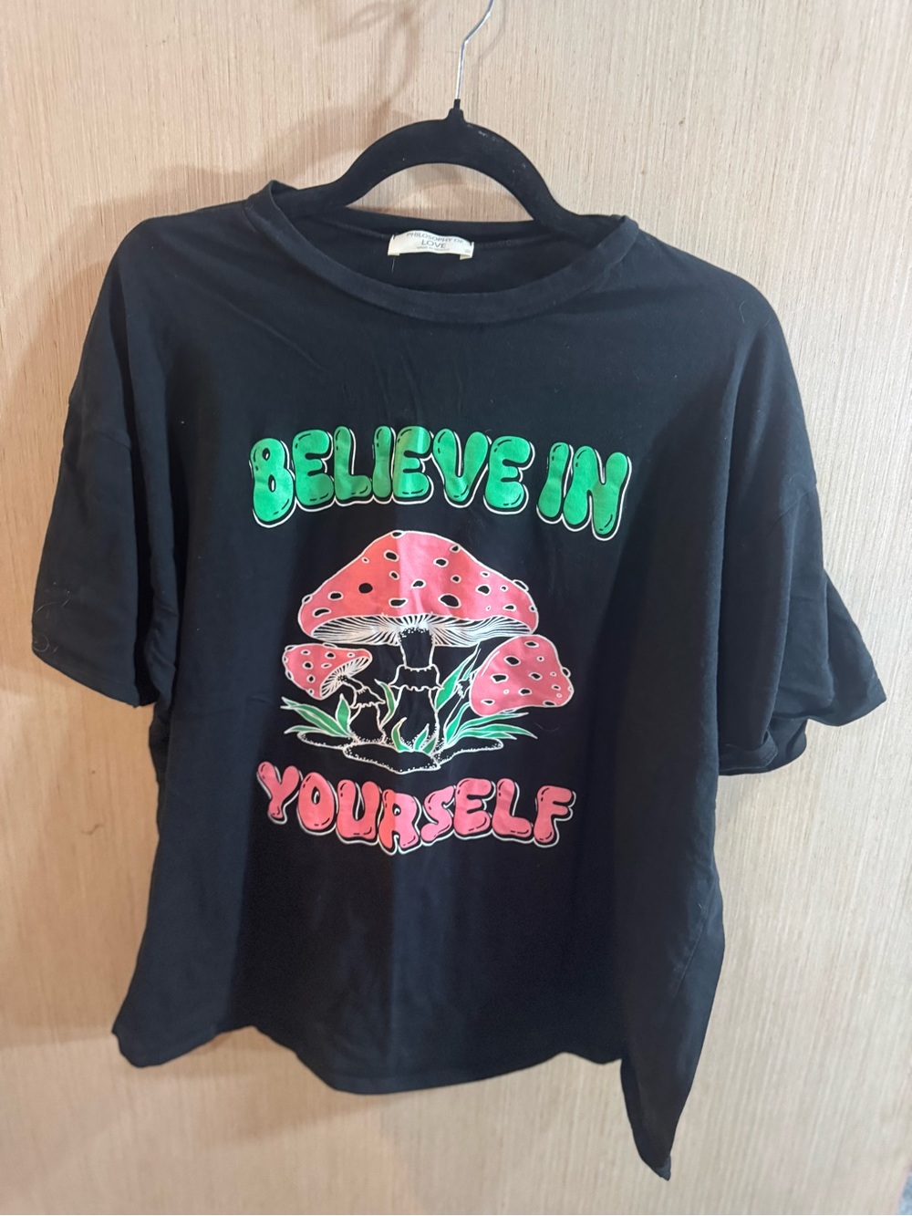 Philosophy Of Love Black Tee with Green & Pink Mushroom Graphic Size XL